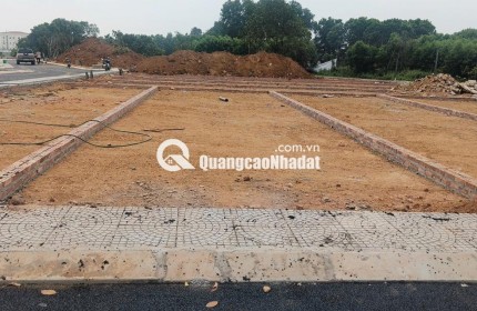 Trục lớn luôn tạo ra giá trị lớn.
Em đang có 3 lô đất diện tích 100m2  , 2 mặt thoáng trước sau. Cách trục Hồ Tây Ba Vì 200m.